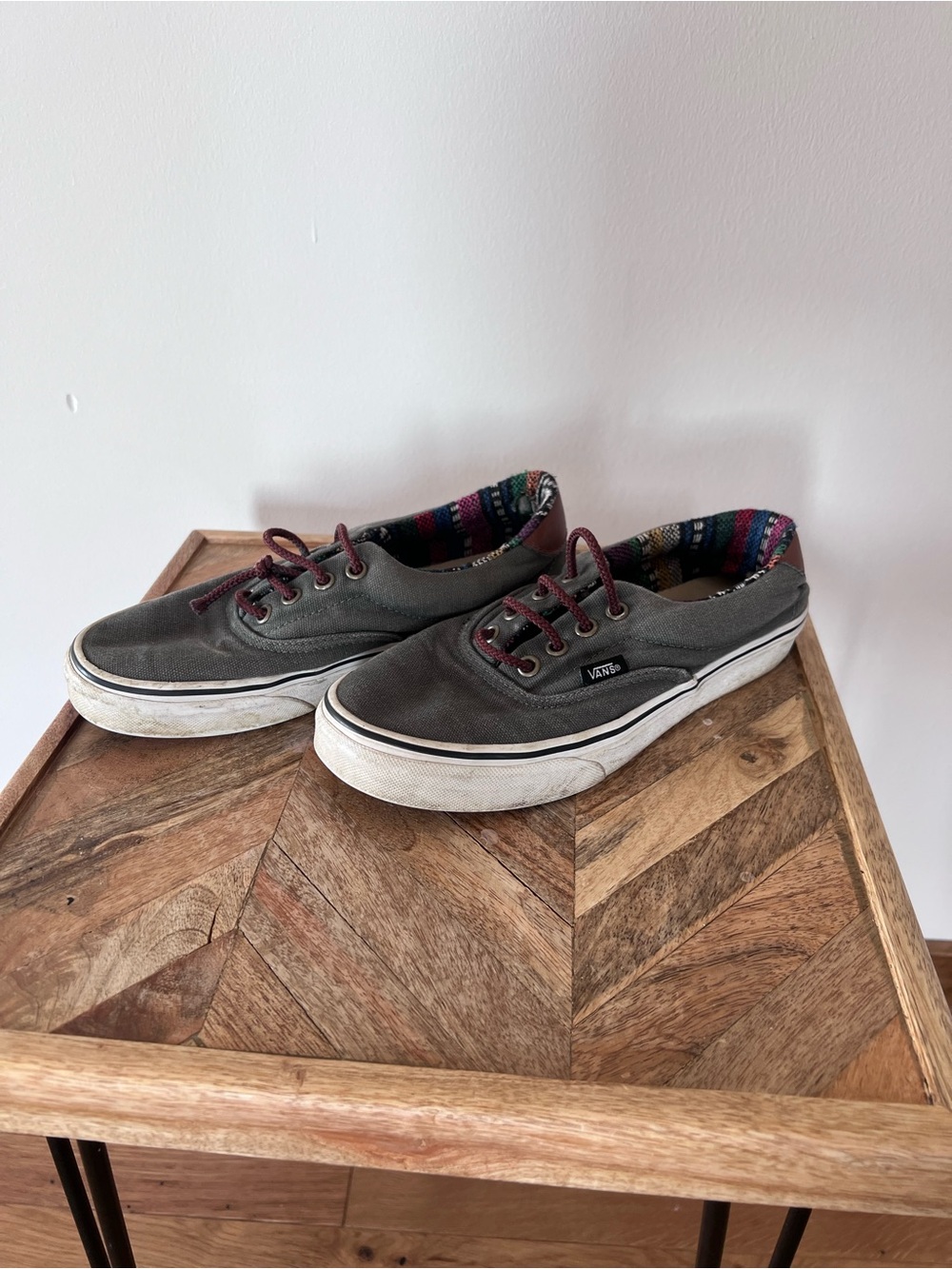 Vans Men's Gray Canvas Low-Top Sneakers